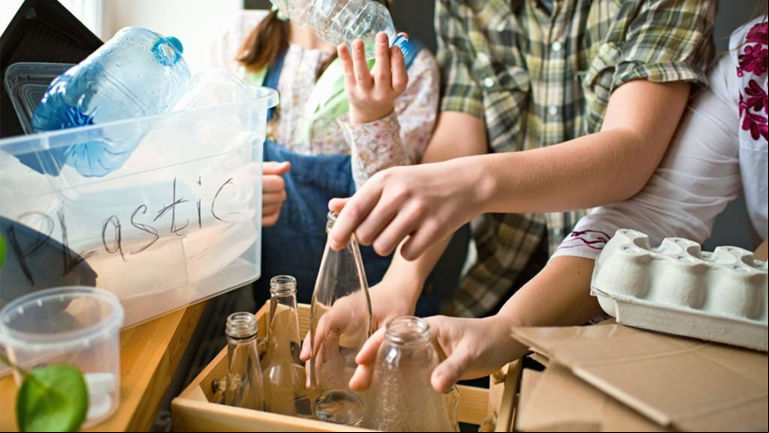Las mejores 7 apps para ganar dinero y premios reciclando desde iPhone